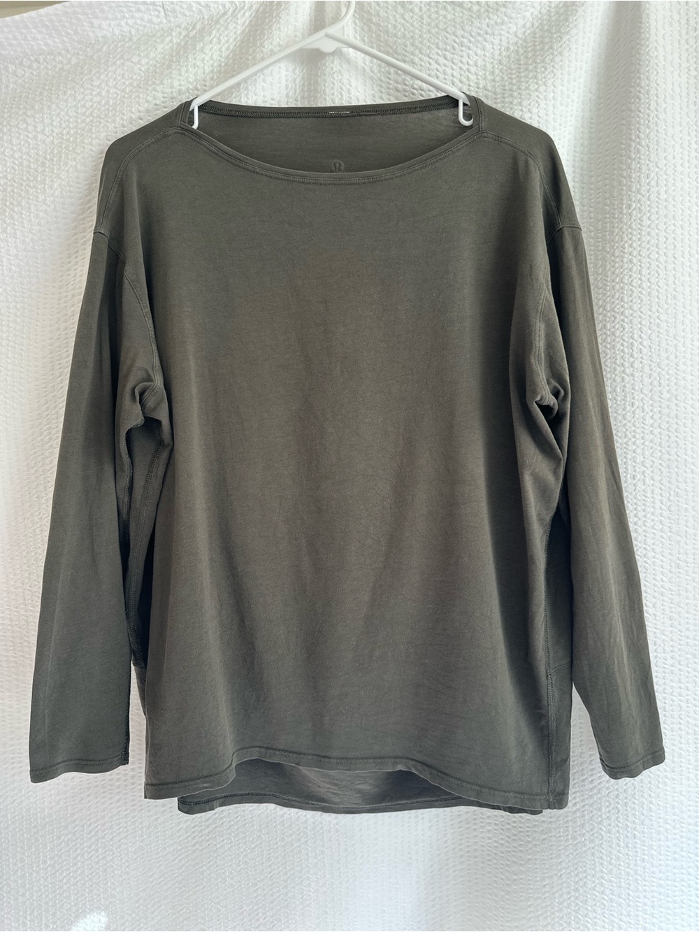 LULULEMON Back in Action Dark Olive Green Long Sleeve Relaxed Tee Shirt Size 12